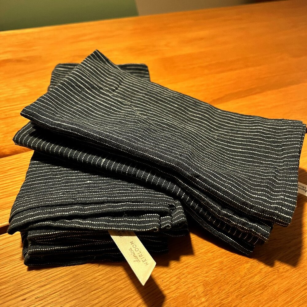 8x 100% linen dinner napkins